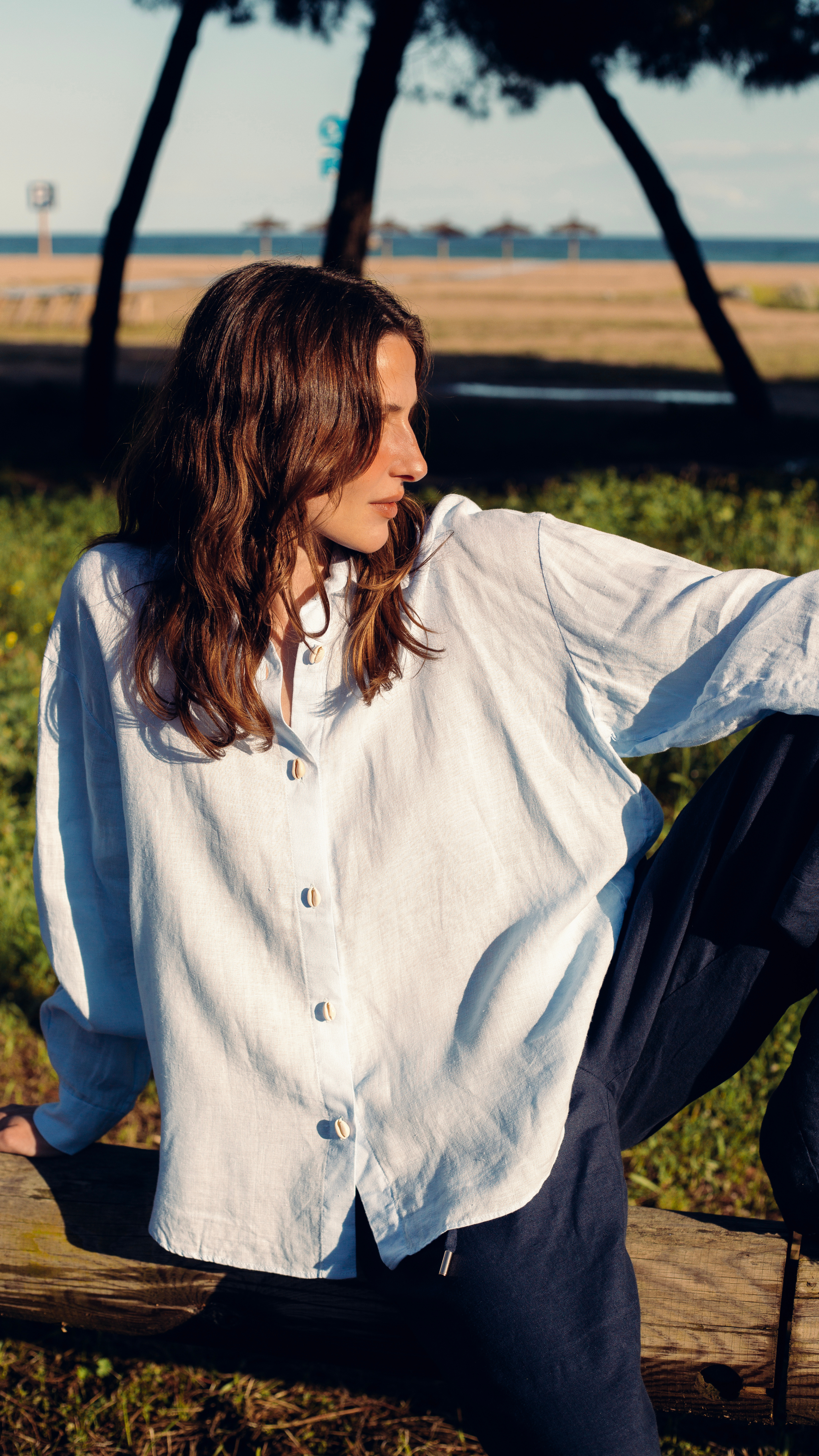 green garden with ponds and fountains